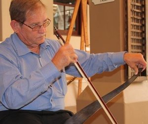 Ex Gansbaaier beroemde Saagspeler